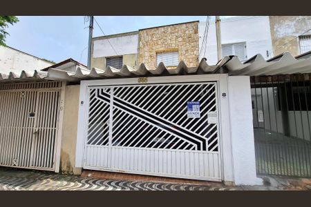 Casa à venda com 150m², 2 quartos e 1 vagaFachada