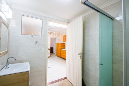 Casa à venda com 150m², 2 quartos e 1 vagaBanheiro social 2