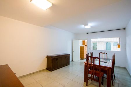 Sala 2 de casa à venda com 2 quartos, 150m² em Vila Valparaíso, Santo André