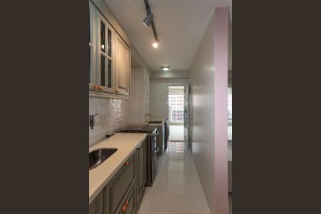 Cozinha Americana de apartamento à venda com 2 quartos, 78m² em Água Branca, São Paulo