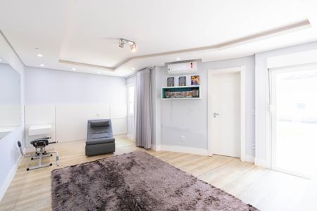 Casa à venda com 928m², 5 quartos e 4 vagas
