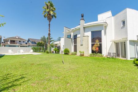 Casa à venda com 928m², 5 quartos e 4 vagas