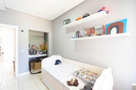 Casa à venda com 928m², 5 quartos e 4 vagas