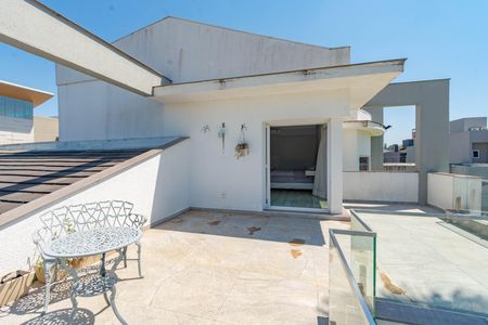 Casa à venda com 928m², 5 quartos e 4 vagas