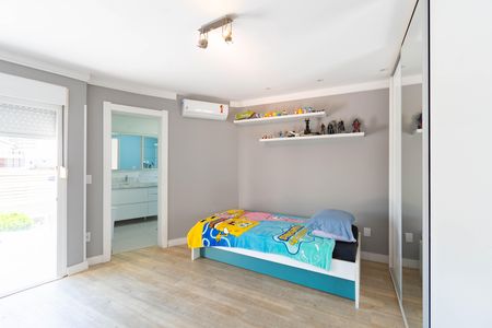Casa à venda com 928m², 5 quartos e 4 vagas
