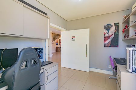 Casa à venda com 928m², 5 quartos e 4 vagas