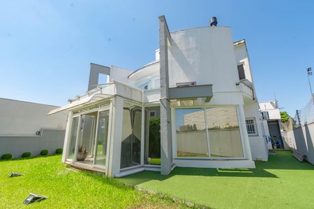 Casa à venda com 928m², 5 quartos e 4 vagas