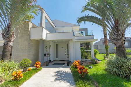 Casa à venda com 928m², 5 quartos e 4 vagas
