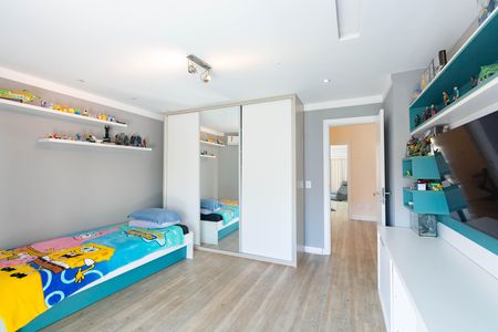 Casa à venda com 928m², 5 quartos e 4 vagas