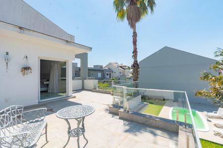 Casa à venda com 928m², 5 quartos e 4 vagas