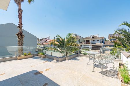 Casa à venda com 928m², 5 quartos e 4 vagas