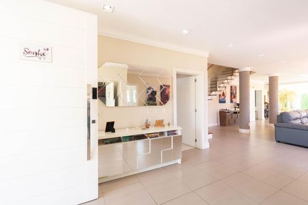 Casa à venda com 928m², 5 quartos e 4 vagas