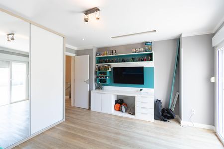 Casa à venda com 928m², 5 quartos e 4 vagas