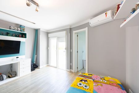 Casa à venda com 928m², 5 quartos e 4 vagas