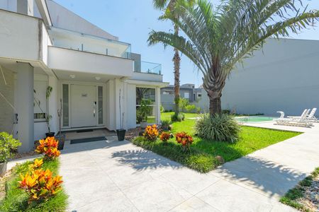 Casa à venda com 928m², 5 quartos e 4 vagas