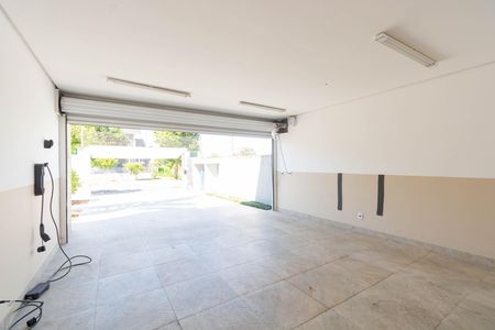 Casa à venda com 928m², 5 quartos e 4 vagas
