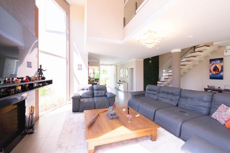 Casa à venda com 928m², 5 quartos e 4 vagas