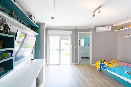 Casa à venda com 928m², 5 quartos e 4 vagas