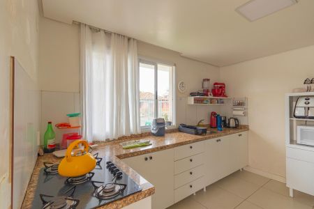 Casa para alugar com 2 quartos, 112m² em Fátima, Canoas