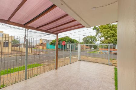 Casa para alugar com 2 quartos, 112m² em Fátima, Canoas