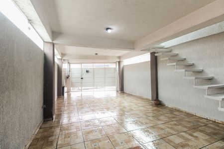 Casa para alugar com 300m², 4 quartos e 4 vagasGaragem 