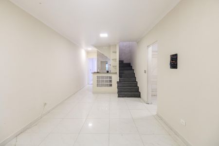 Casa para alugar com 300m², 4 quartos e 4 vagasSala 