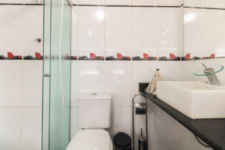 Casa para alugar com 300m², 4 quartos e 4 vagasBanheiro Suíte 1