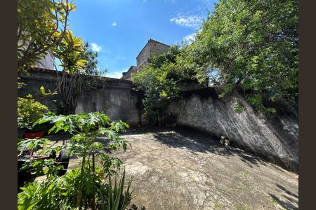 Casa à venda com 121m², 2 quartos e 1 vagaQuintal