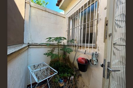 Casa à venda com 121m², 2 quartos e 1 vagaÁrea externa