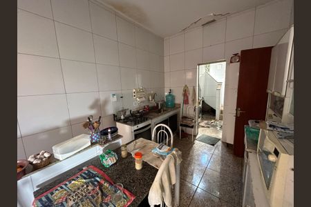 Casa à venda com 121m², 2 quartos e 1 vagaCozinha