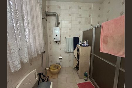 Casa à venda com 121m², 2 quartos e 1 vagaBanheiro