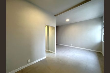 Apartamento à venda com 60m², 1 quarto e sem vagaSala