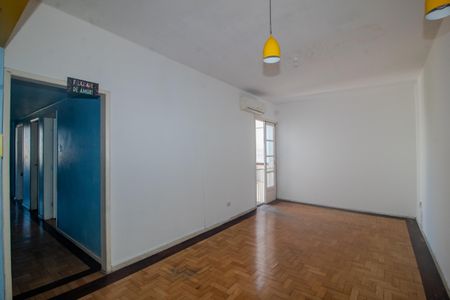 Apartamento para alugar com 113m², 4 quartos e sem vaga Apartamento para alugar com 113m², 4 quartos e sem vagaSala