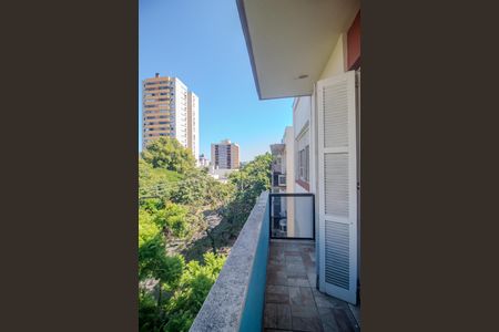 Apartamento para alugar com 113m², 4 quartos e sem vaga Apartamento para alugar com 113m², 4 quartos e sem vagavaranda