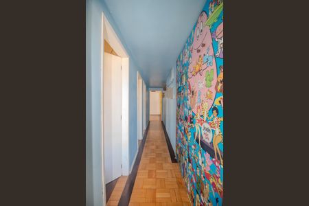 Apartamento para alugar com 113m², 4 quartos e sem vaga Apartamento para alugar com 113m², 4 quartos e sem vagaCorredor