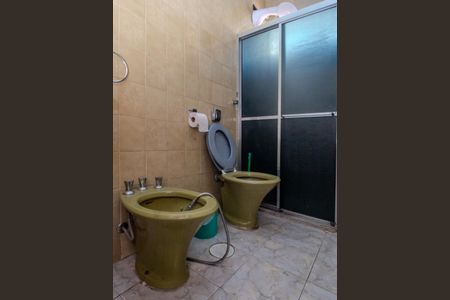 Apartamento para alugar com 113m², 4 quartos e sem vaga Apartamento para alugar com 113m², 4 quartos e sem vagaBanheiro 2