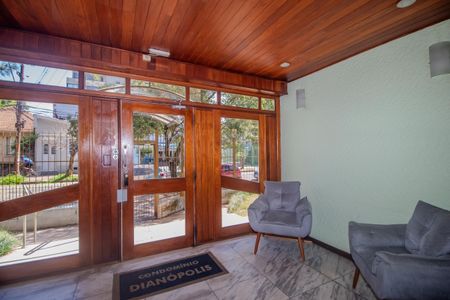 Apartamento para alugar com 113m², 4 quartos e sem vaga Apartamento para alugar com 113m², 4 quartos e sem vagaHall de entrada