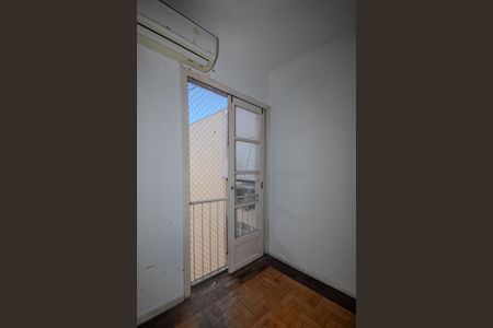 Sala de apartamento à venda com 4 quartos, 113m² em Menino Deus, Porto Alegre