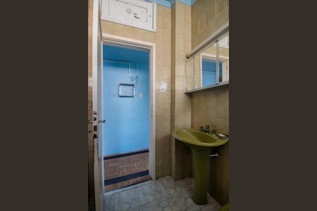 Apartamento para alugar com 113m², 4 quartos e sem vaga Apartamento para alugar com 113m², 4 quartos e sem vagaBanheiro 2