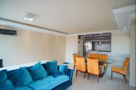 Apartamento à venda com 74m², 2 quartos e 1 vagaSala