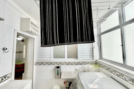 Apartamento à venda com 137m², 3 quartos e 1 vagaÁrea de Serviço