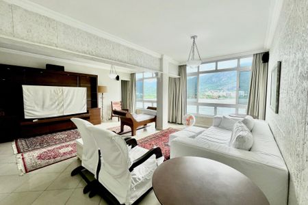 Apartamento à venda com 137m², 3 quartos e 1 vagaSala 