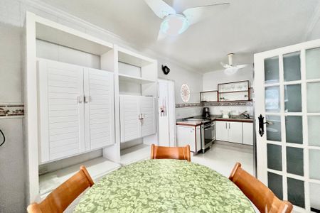 Apartamento à venda com 137m², 3 quartos e 1 vagaCozinha 