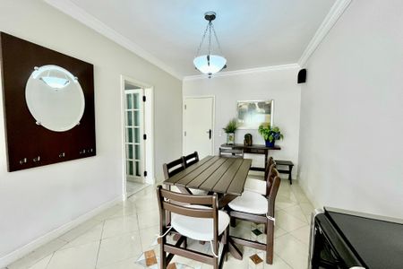 Apartamento à venda com 137m², 3 quartos e 1 vagaSala de Jantar