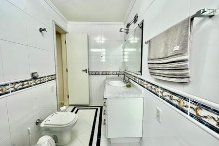 Apartamento à venda com 137m², 3 quartos e 1 vagaBanheiro 2