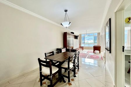 Apartamento à venda com 137m², 3 quartos e 1 vagaSala 