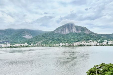 Apartamento à venda com 137m², 3 quartos e 1 vagaVista