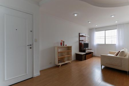 Apartamento para alugar com 72m², 3 quartos e 1 vaga Apartamento para alugar com 72m², 3 quartos e 1 vagaSala