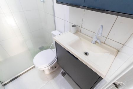 Casa de condomínio para alugar com 84m², 2 quartos e 1 vaga Casa de condomínio para alugar com 84m², 2 quartos e 1 vagaBanheiro