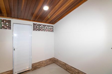 Casa de condomínio para alugar com 84m², 2 quartos e 1 vaga Casa de condomínio para alugar com 84m², 2 quartos e 1 vagaÁrea de Serviço